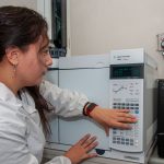 Cromatógrafo de gases detector FID y autosampler AGILENT 7890A